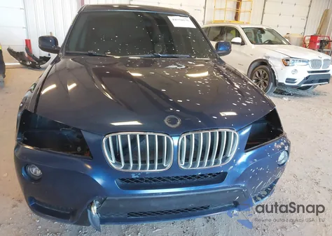 2014 BMW X3 xDrive28I z USA, uszkodzony, nr VIN 5UXWX9C58E0D17101